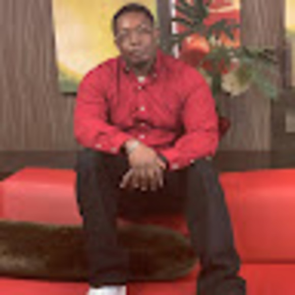 Meet your Posher, Raymond - Picture 1 of 1